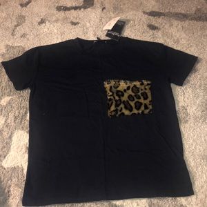 BLACK MULTI - FUR POCKET TEE
